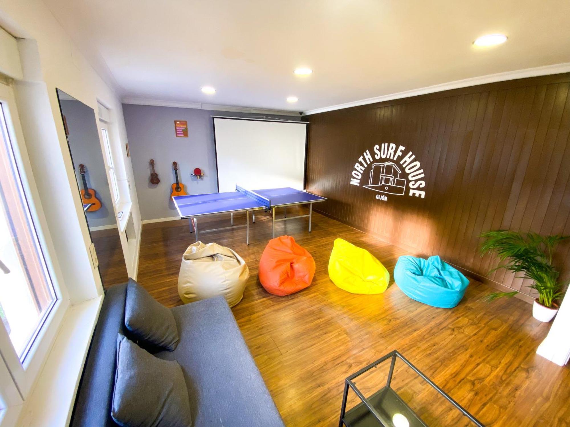 North Surf House Pansiyon Gijón Dış mekan fotoğraf